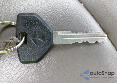 1999 Dodge Ram 1500 St/Ws z USA, uszkodzony, nr VIN 1B7HC16X7XS249981